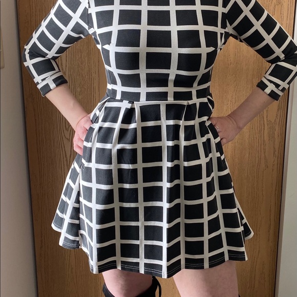 K. by Kersh black and white dress with pockets - Picture 2 of 9